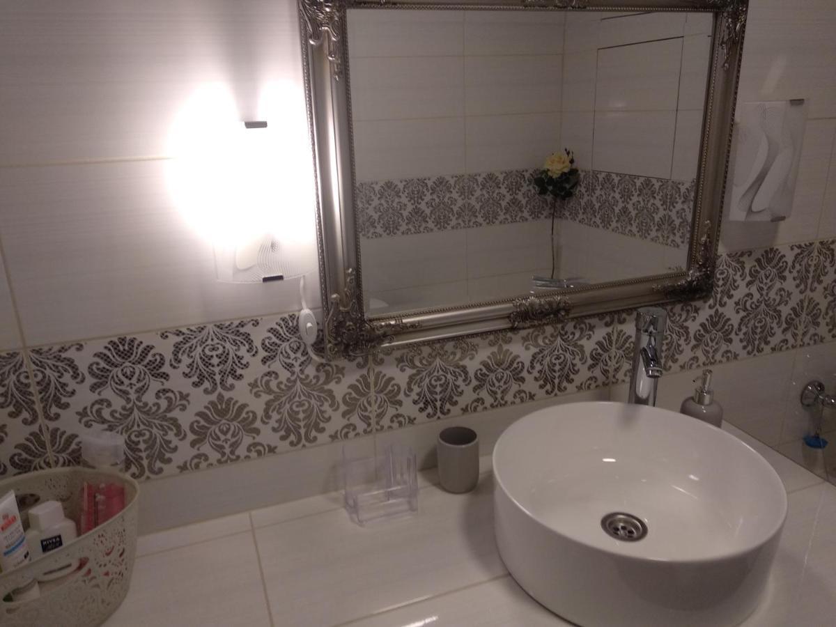 Appartment New In Center Mogilev Extérieur photo